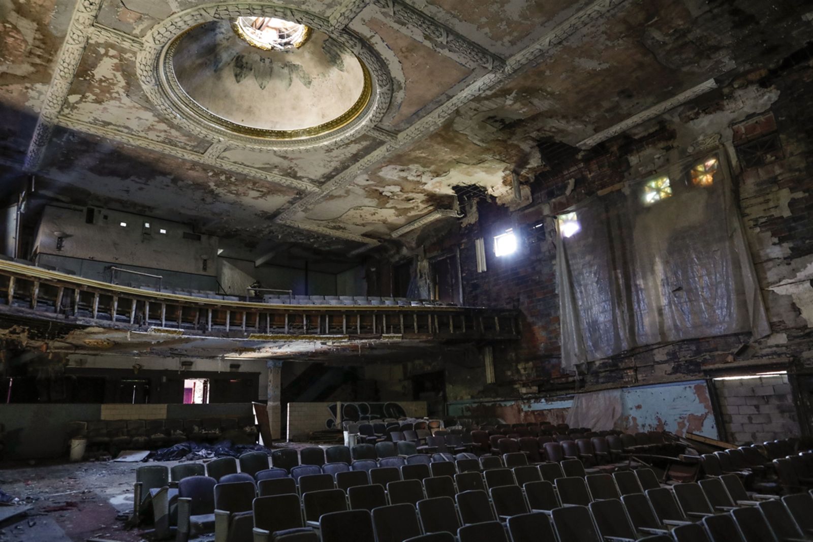A Closer Look: The once-splendid Beaux-Arts Broadway Theatre